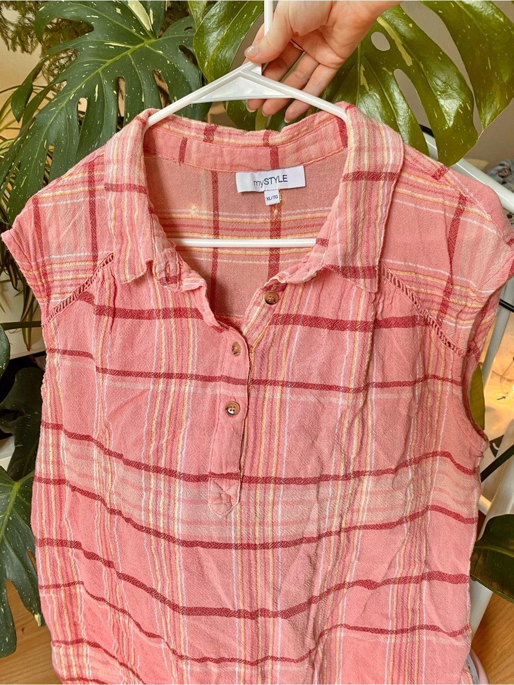 Pink Plaid Sleeveless Button Top